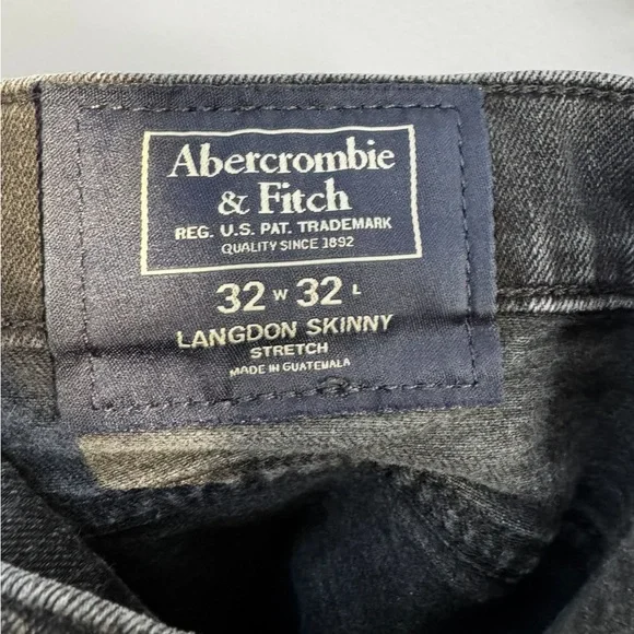 Abercrombie & Fitch Black Distressed Langdon Skinny Jeans in W32 L32 - Picture 4 of 4